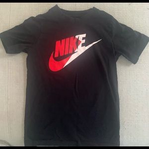 Boys Nike Shirt size Small. Worn once
